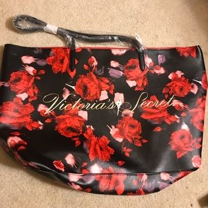 VS 2019 holiday limited edition tote/bag